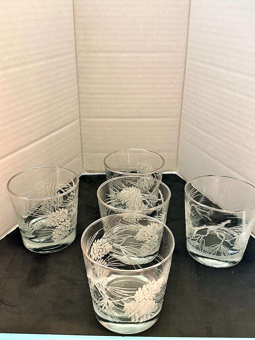 Libbey St. Claire Frosted ice Etched Pinecone Glasses Set of 5